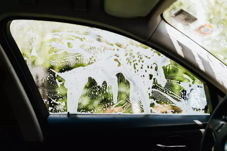 Myjnie samochodowe w mieście Biała Podlaska: Najlepsze miejsca, gdzie umyć swój samochód