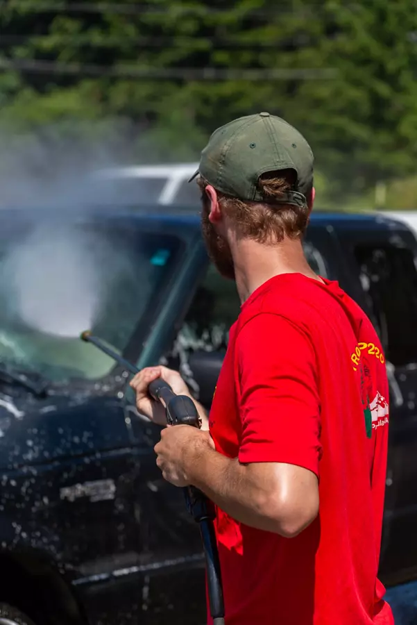 Myjnie samochodowe w mieście Dzierżoniów: Najlepsze miejsca do czyszczenia Twojego pojazdu!