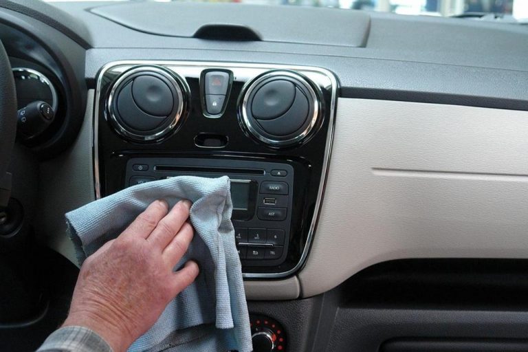 Wymiana amortyzatora w Honda Odyssey – Jak zadbać o komfort podróży